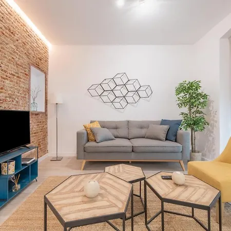 Bright And Modern- 2 Bedrooms 1Bathroom- Mintystay - Bocangel Madrid Exterior photo